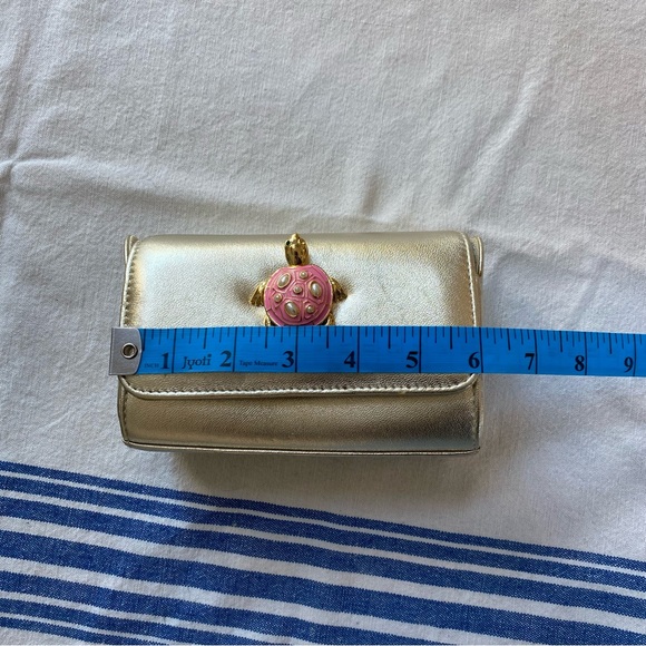 Vtg Lilly Pulitzer Be My Guest Clutch in Gold Metallic with Turtle Clasp - Picture 10 of 12